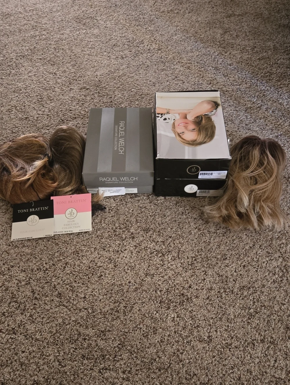 HUGE Lot Of Wigs. NWT. Raquel Welch, Toni Brattin, & a free used Rene Of Paris - Picture 2 of 12